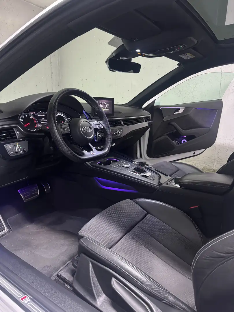 Audi A5 Coupe 2.0 TFSI S tronic design - 2