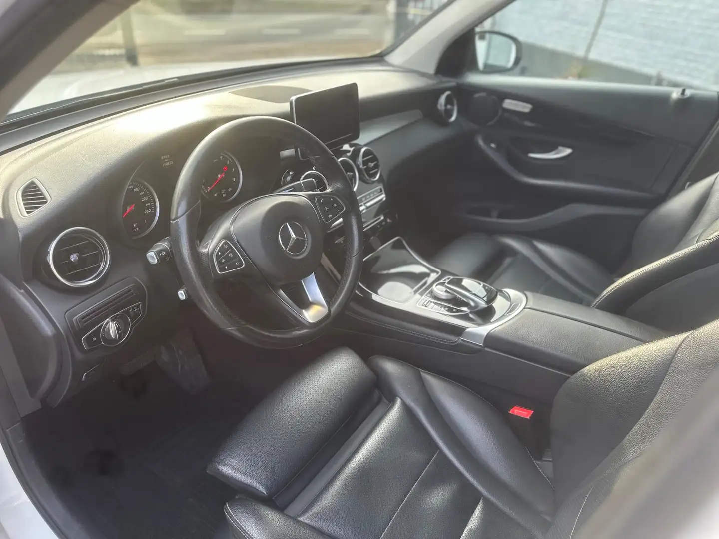 Mercedes-Benz GLC 250 4MATIC | KEYLESS | PANO | LEER | Weiß - 2