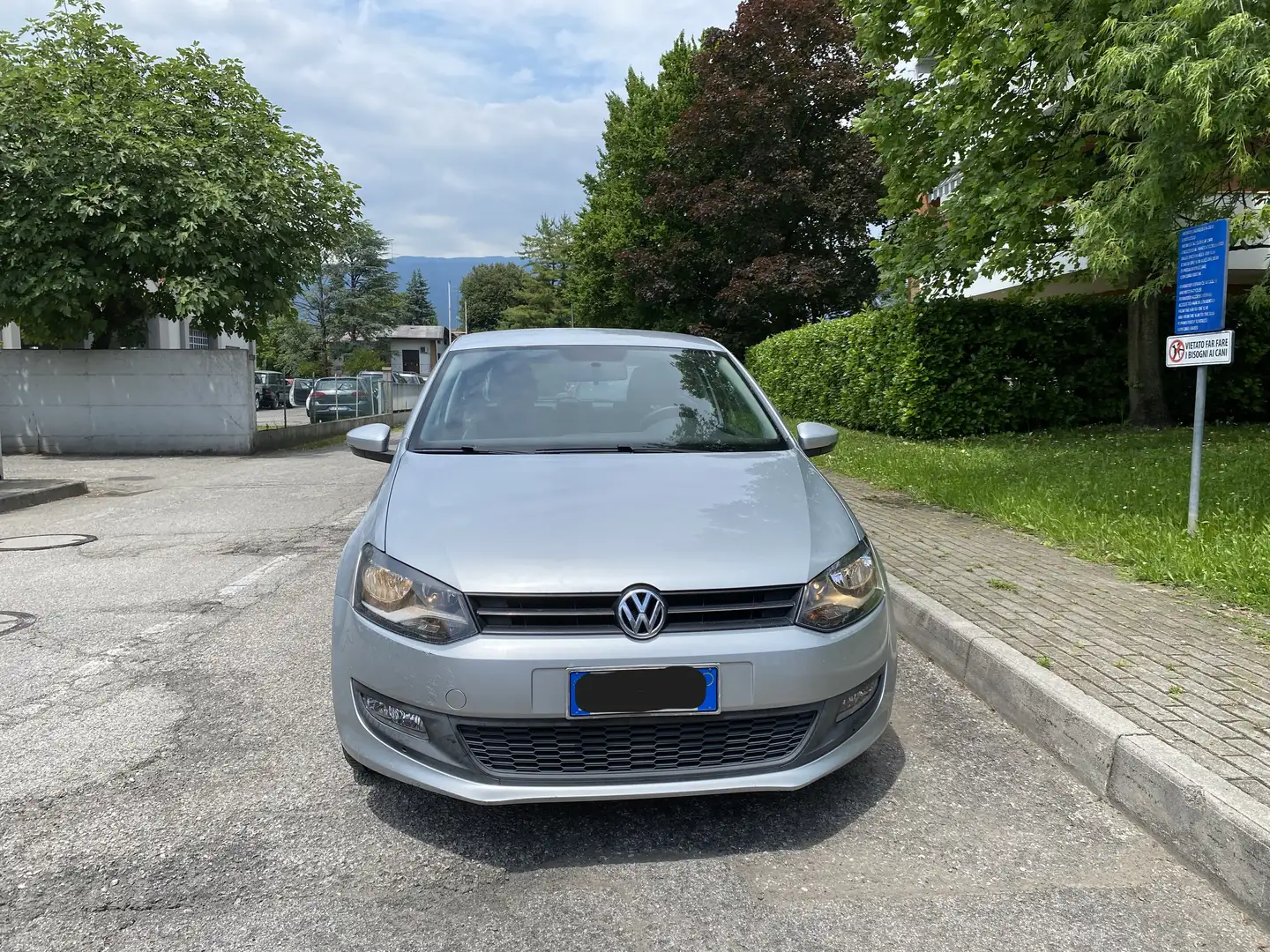 Volkswagen Polo Polo 3p 1.2 Comfortline 70cv Argent - 2