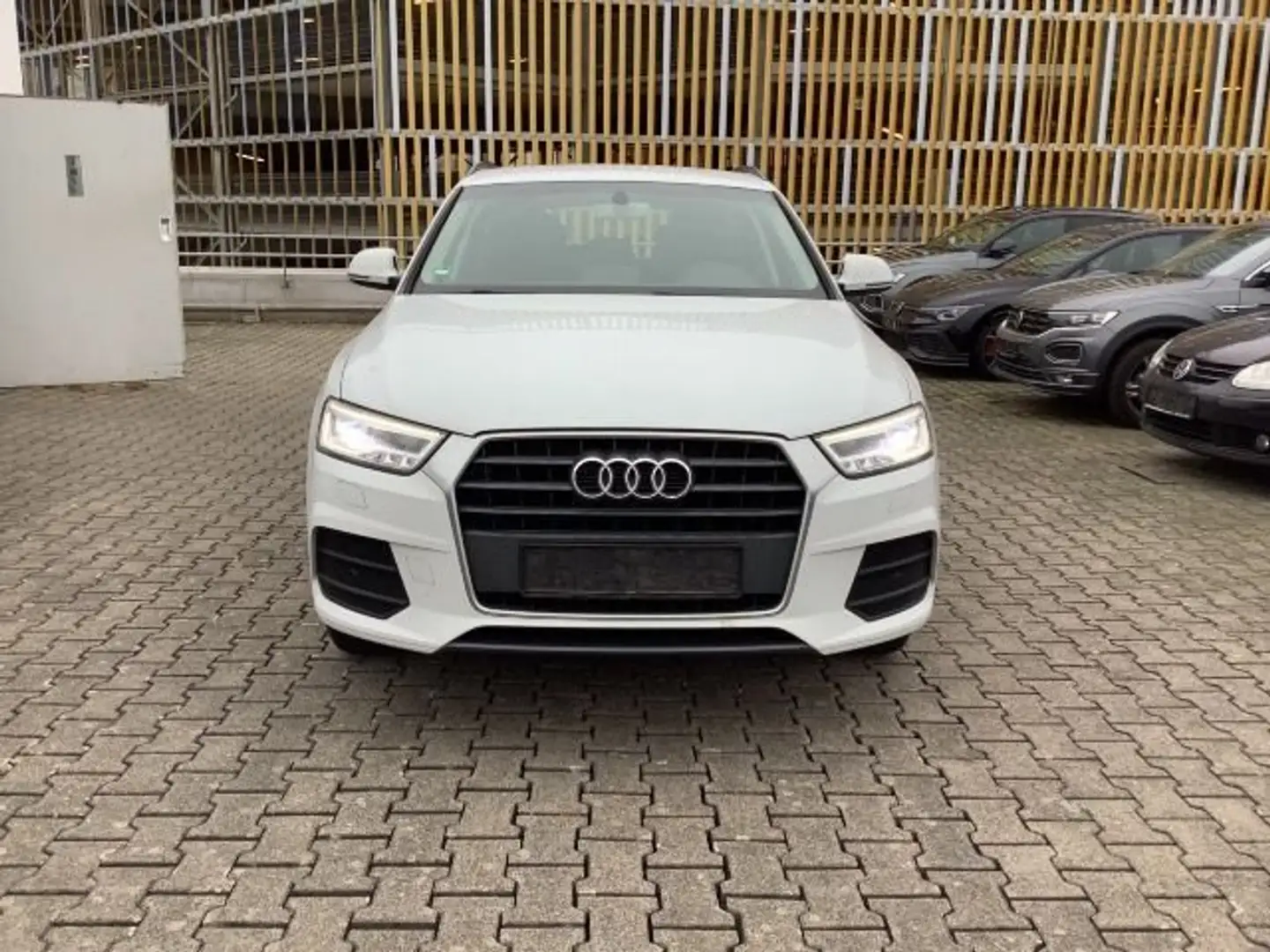 Audi Q3 sport Ultra*1-HAND*MEGA SCHÖN*MEGA VOLL Bianco - 2