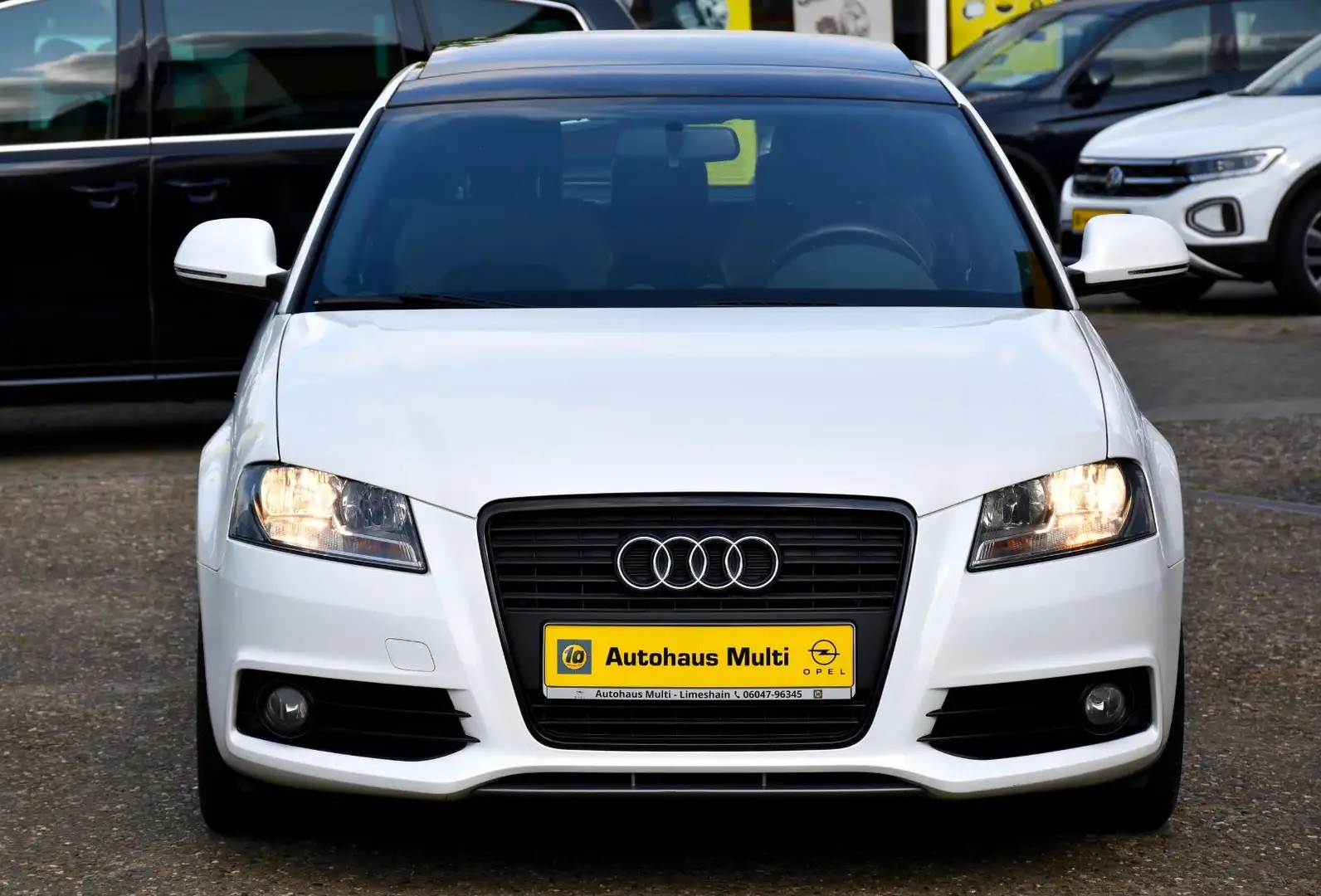 Audi A3 SB 2.0TDI S line plus Pano Klima Sitzh PDC Blanco - 2