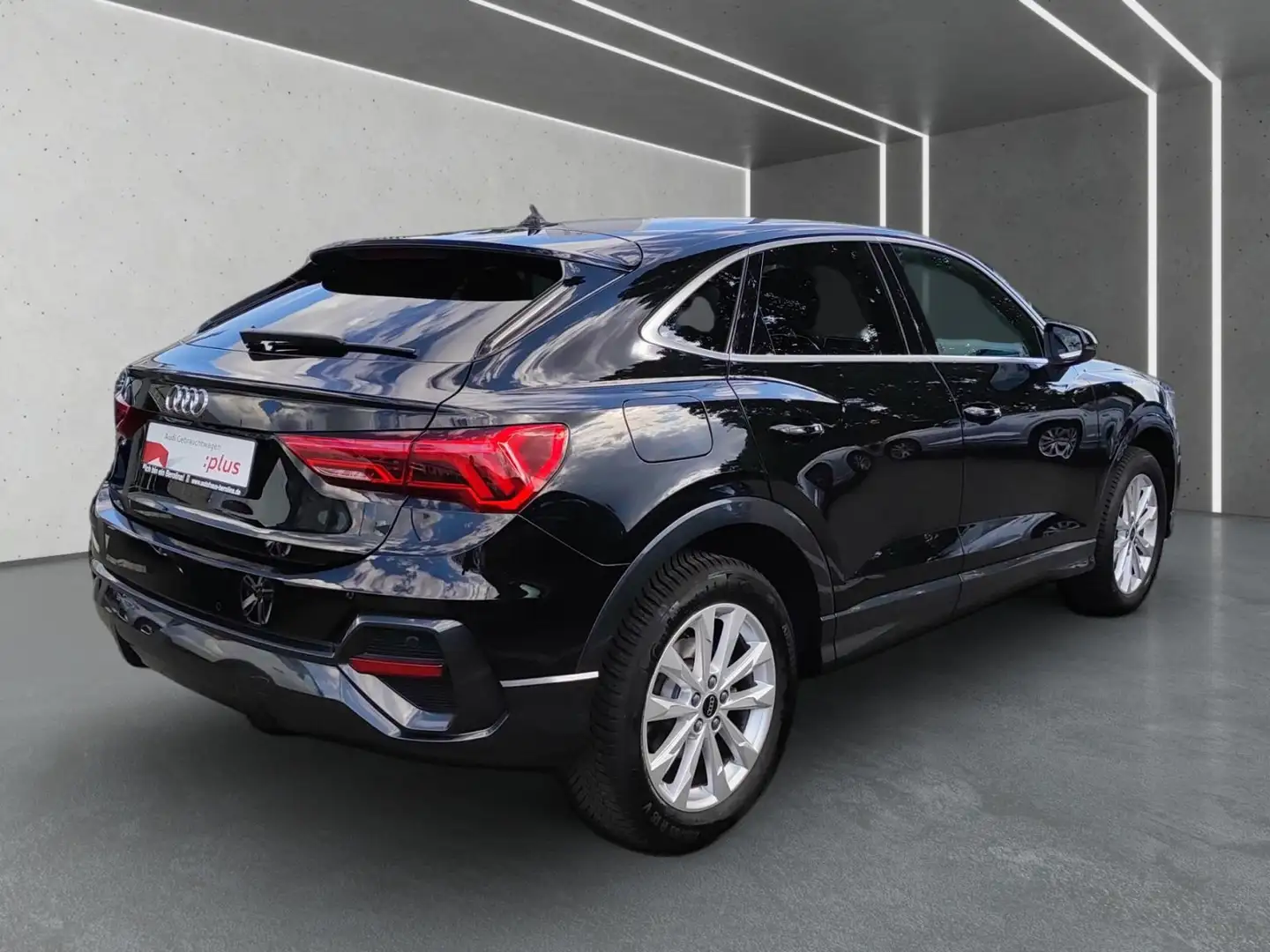 Audi Q3 35 TFSI S tronic *ACC*R-CAM*SHZ* Schwarz - 2