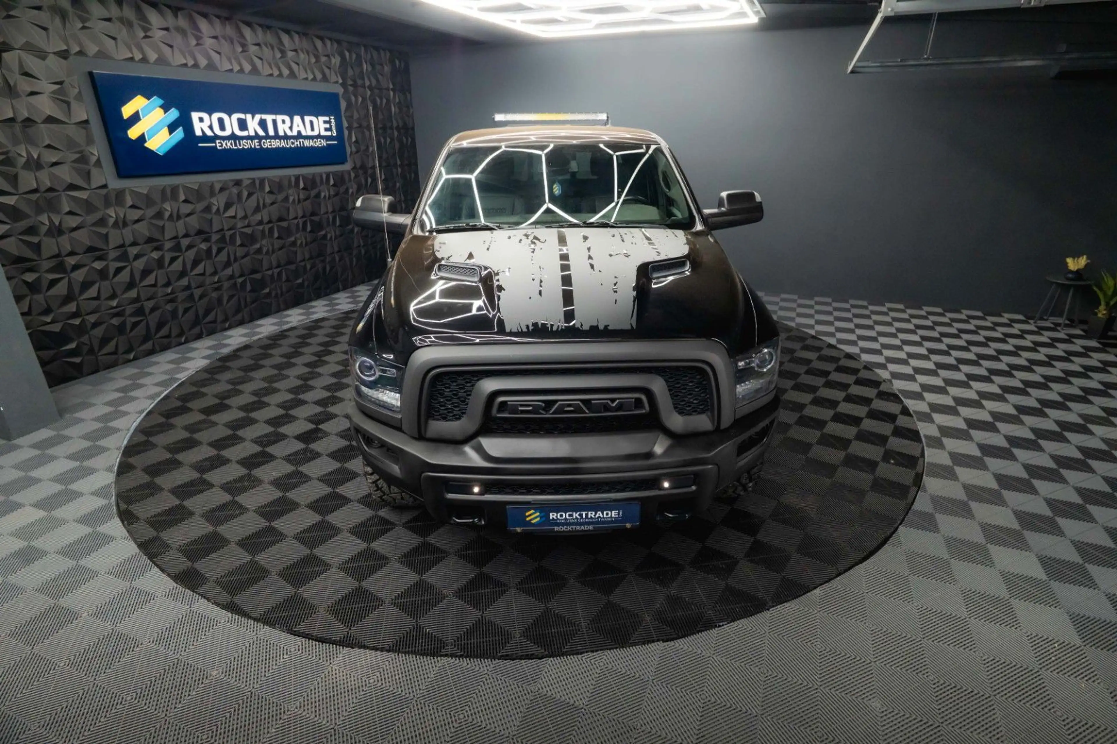 Dodge RAM 5.7 V8 HEMI 4x4 Sport OFFROAD Night WARLOCK — photo 10