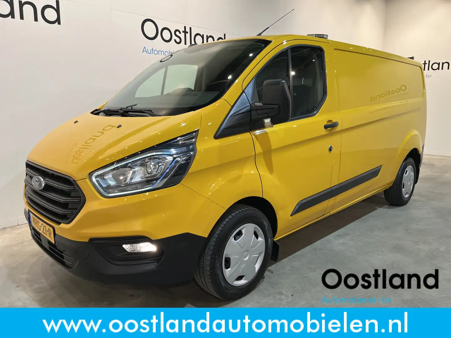 Ford Transit Custom 340 2.0 TDCI L2H1 Trend 130 PK / Euro 6 / Airco / Geel - 1