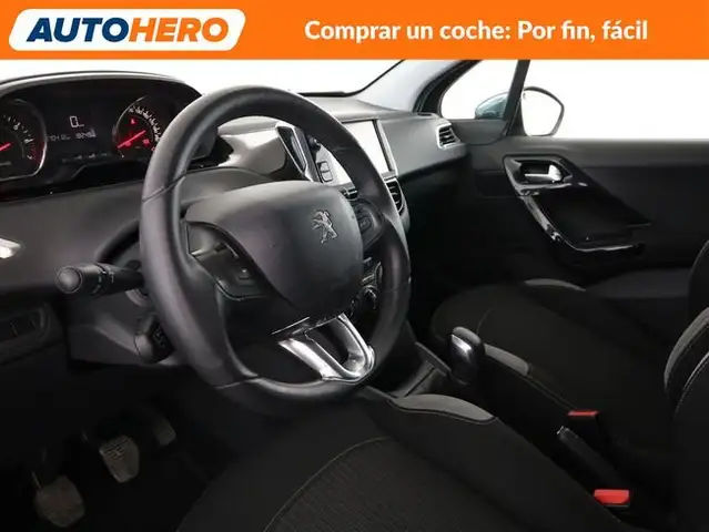 Peugeot 208 view 12