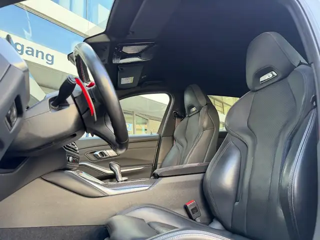 BMW M3 view 9