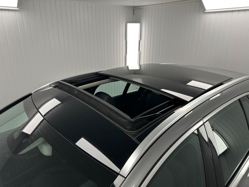 Mercedes-Benz C 250 T CGI AVANTGARDE AHK Panorama Kamera — photo 12