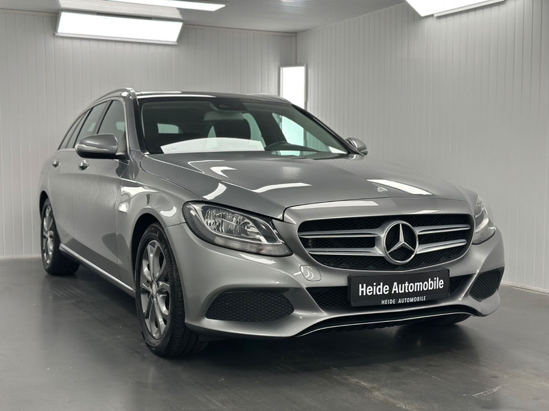 Mercedes-Benz C 250 T CGI AVANTGARDE AHK Panorama Kamera — photo 3