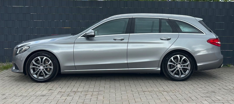 Mercedes-Benz C 250 T CGI AVANTGARDE AHK Panorama Kamera — photo 11