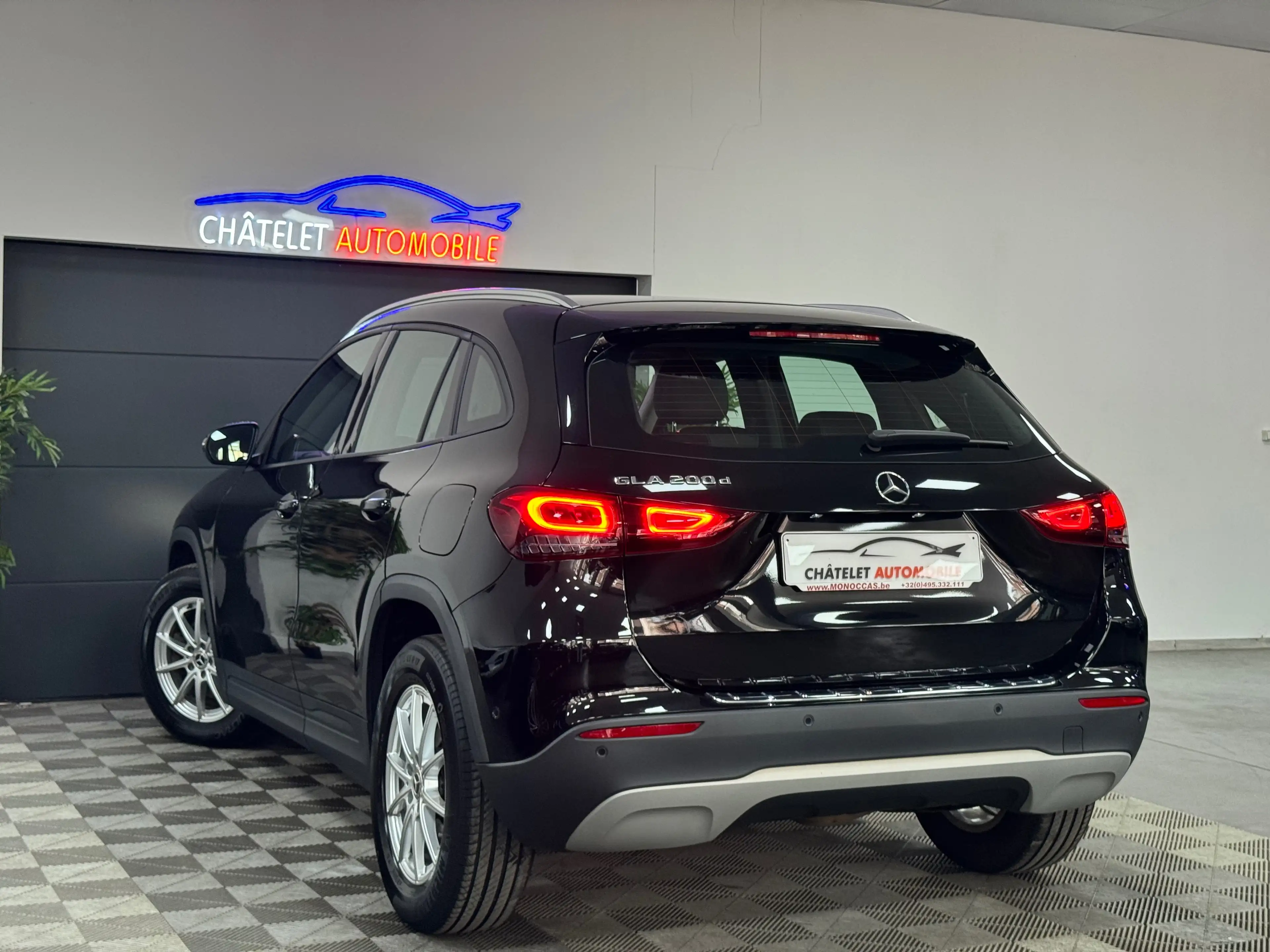 Mercedes-Benz GLA 200 GLA 200 d Business Solution état neuf Garantie 12 mois — photo 11