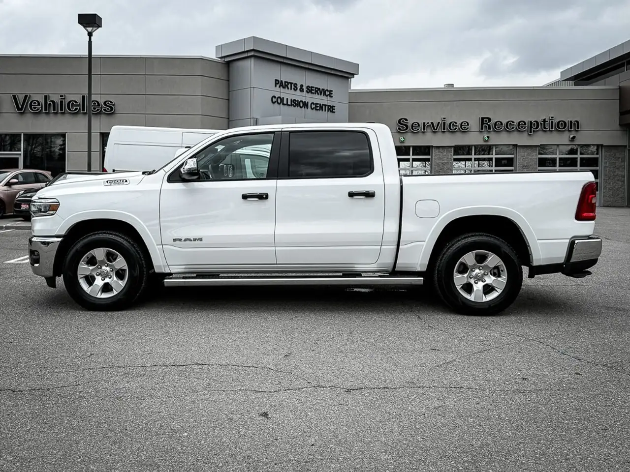 RAM 1500 снимка RAM 1500