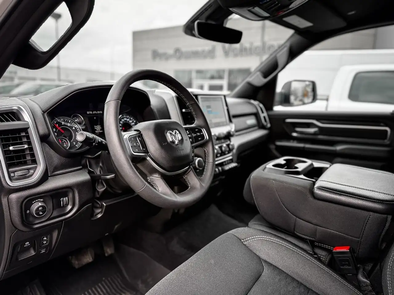 RAM 1500 снимка RAM 1500