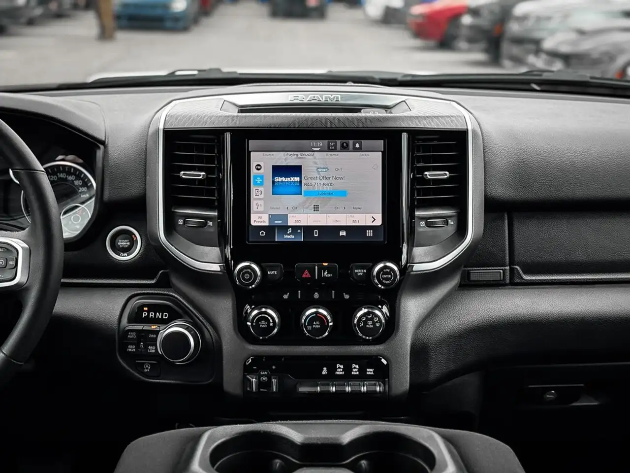 RAM 1500 снимка RAM 1500