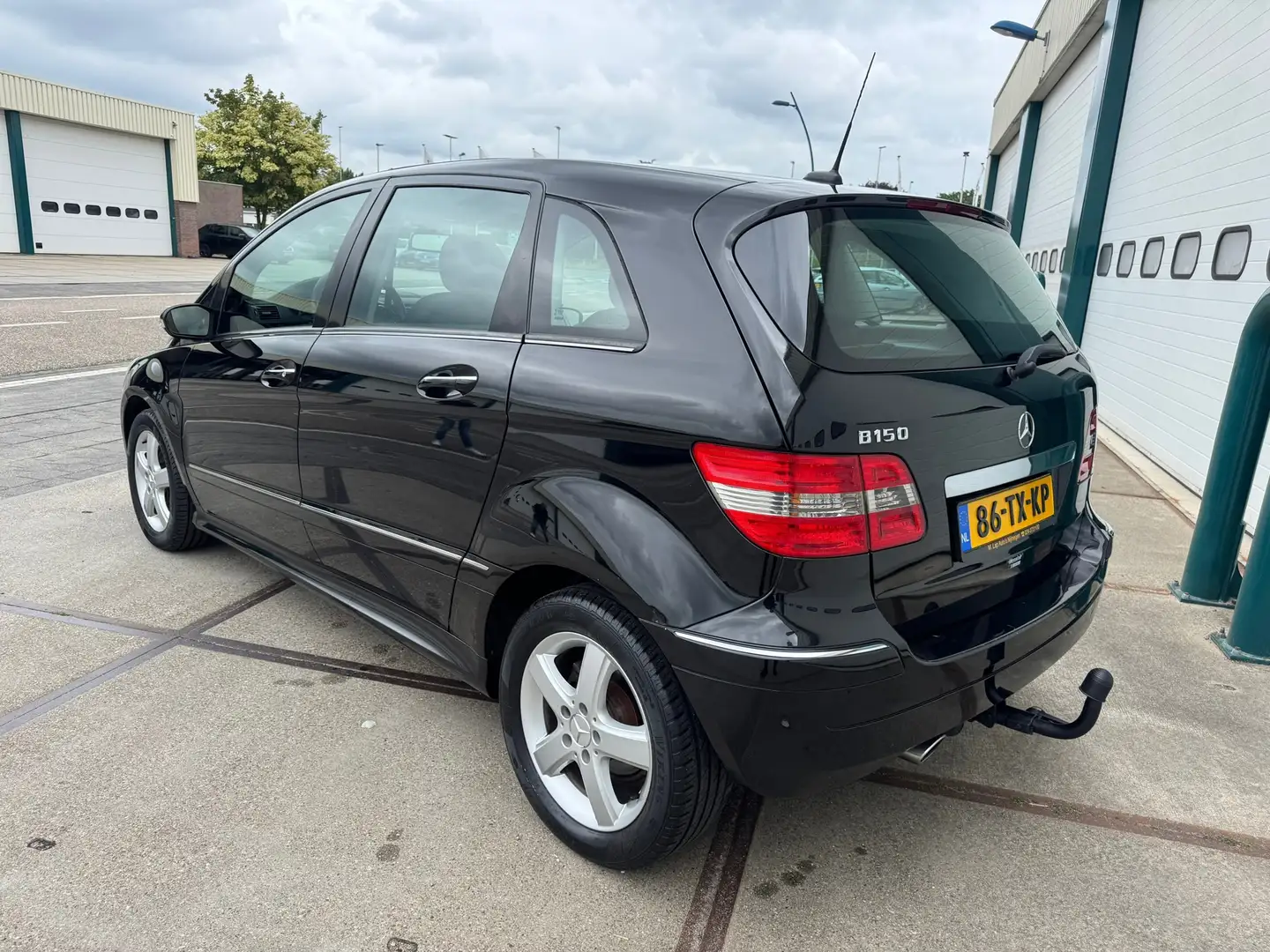 Mercedes-Benz B 150 Noir - 2