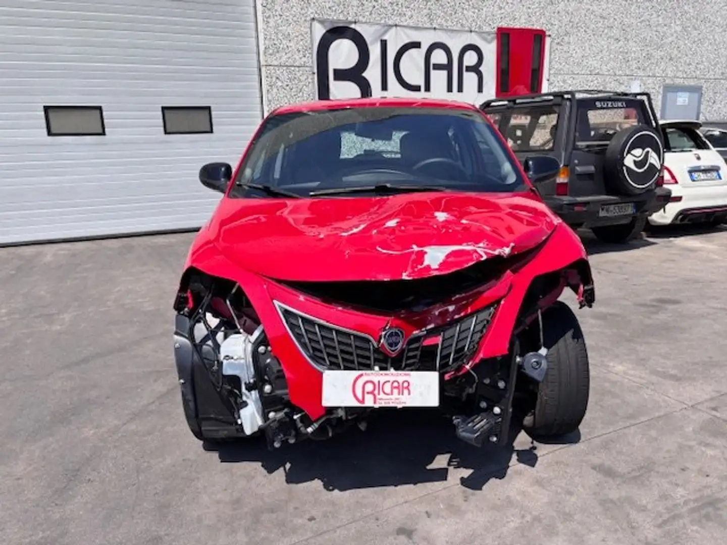 Lancia Ypsilon Ypsilon III 2021 1.0 firefly hybrid Silver s Rood - 2