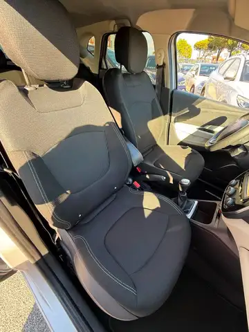 Renault Captur view 11