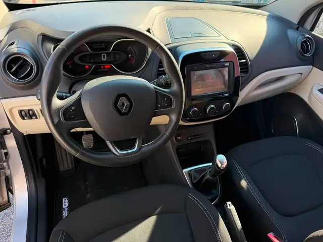 Renault Captur view 8
