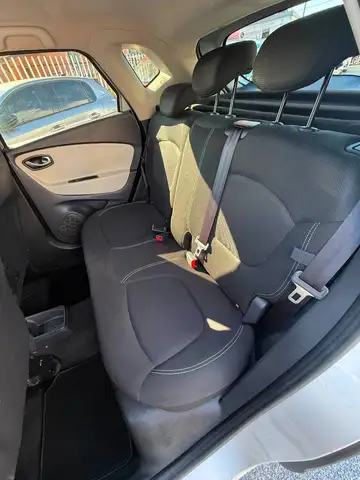 Renault Captur view 12