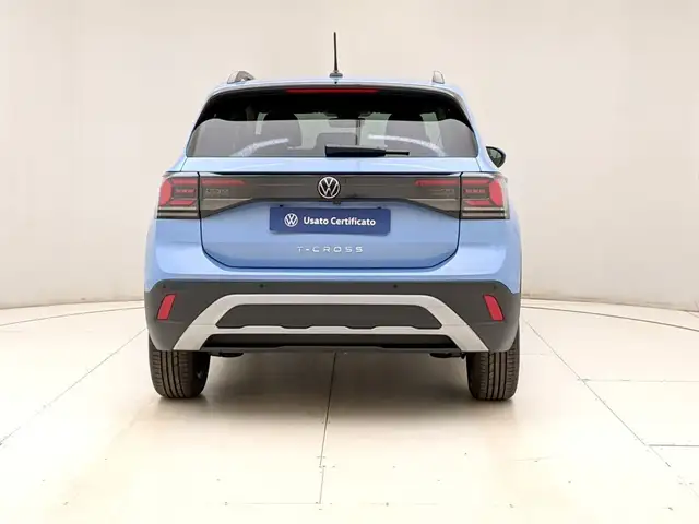 Volkswagen T-Cross view 5