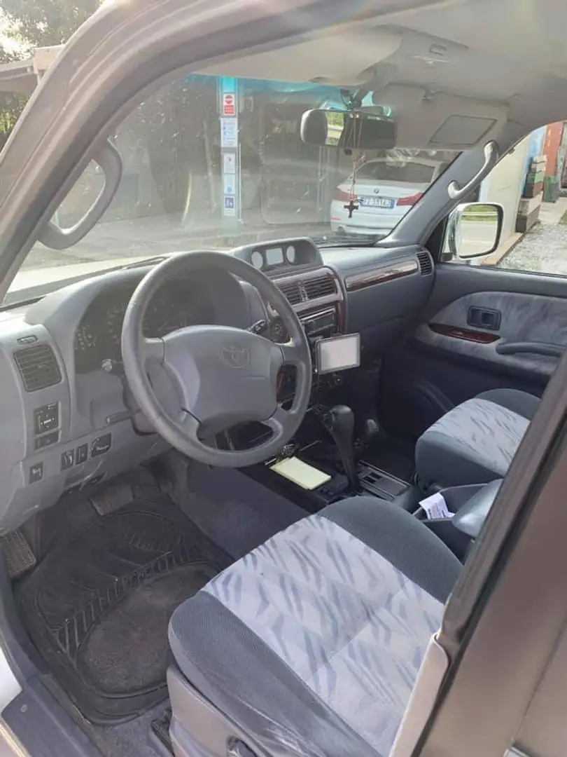 Toyota Land Cruiser J 90 5 posti - 2