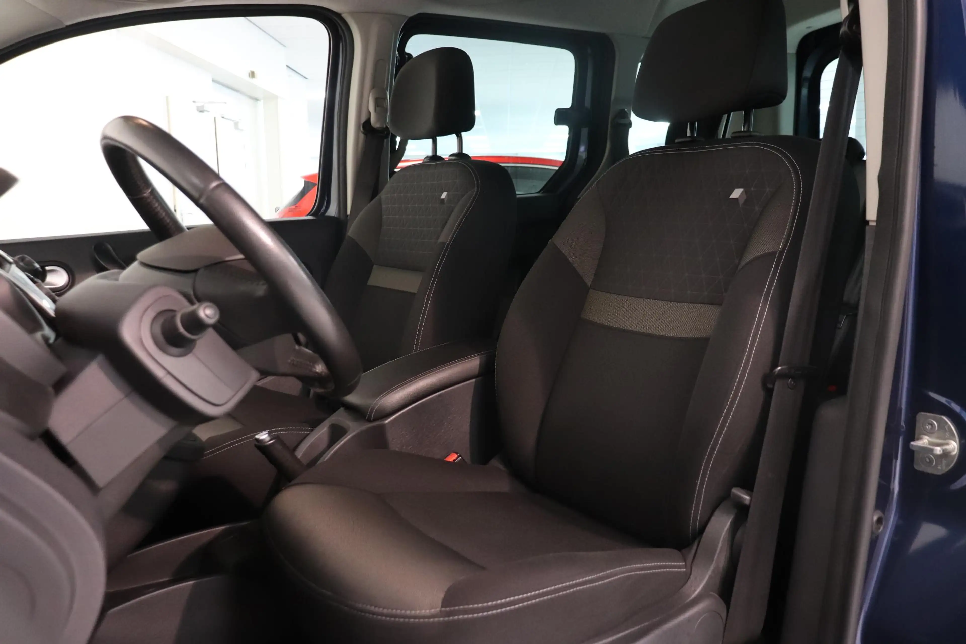 Renault Kangoo Family 1.2 TCe Limited Start&Stop | Climate contro — photo 7