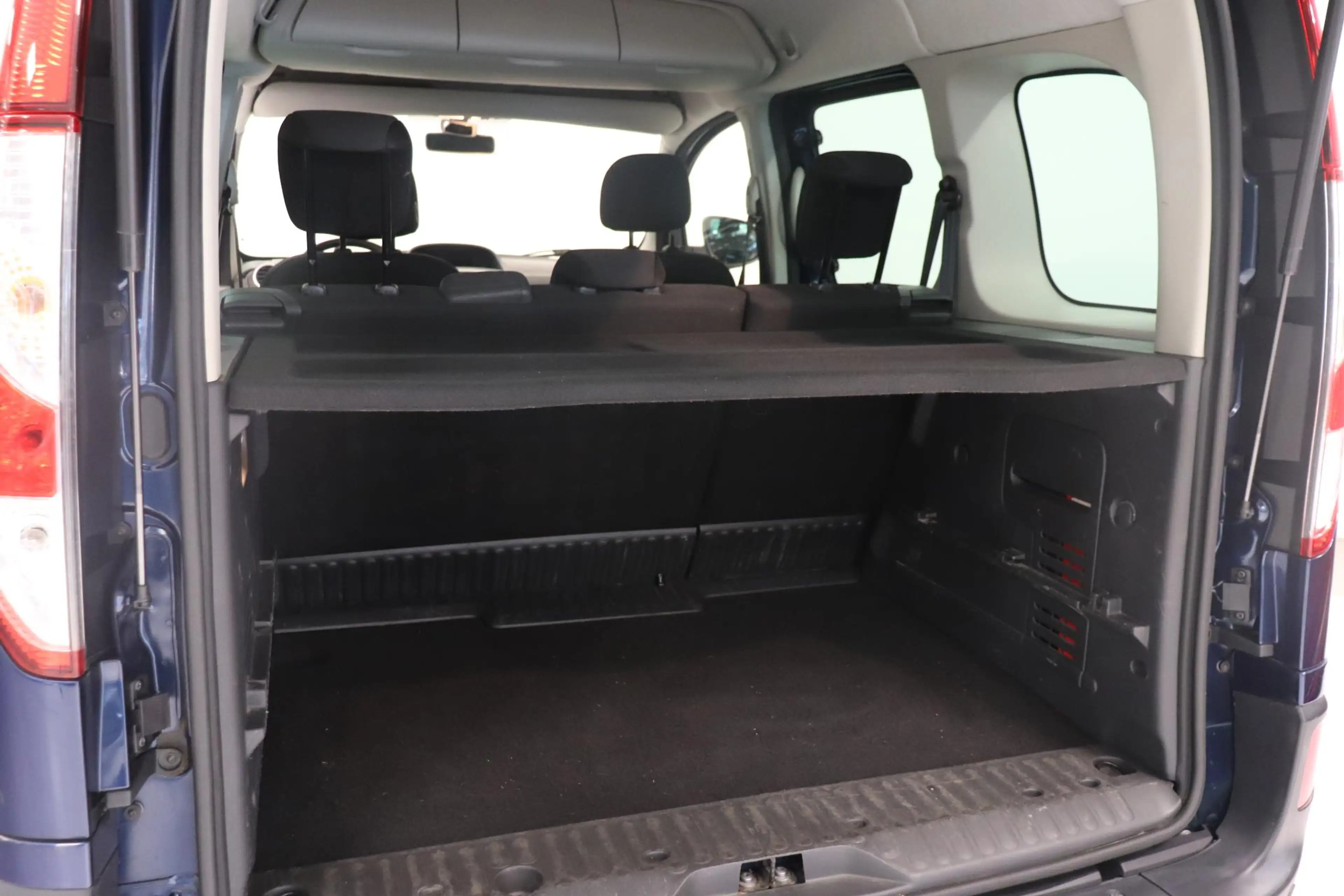 Renault Kangoo Family 1.2 TCe Limited Start&Stop | Climate contro — photo 9