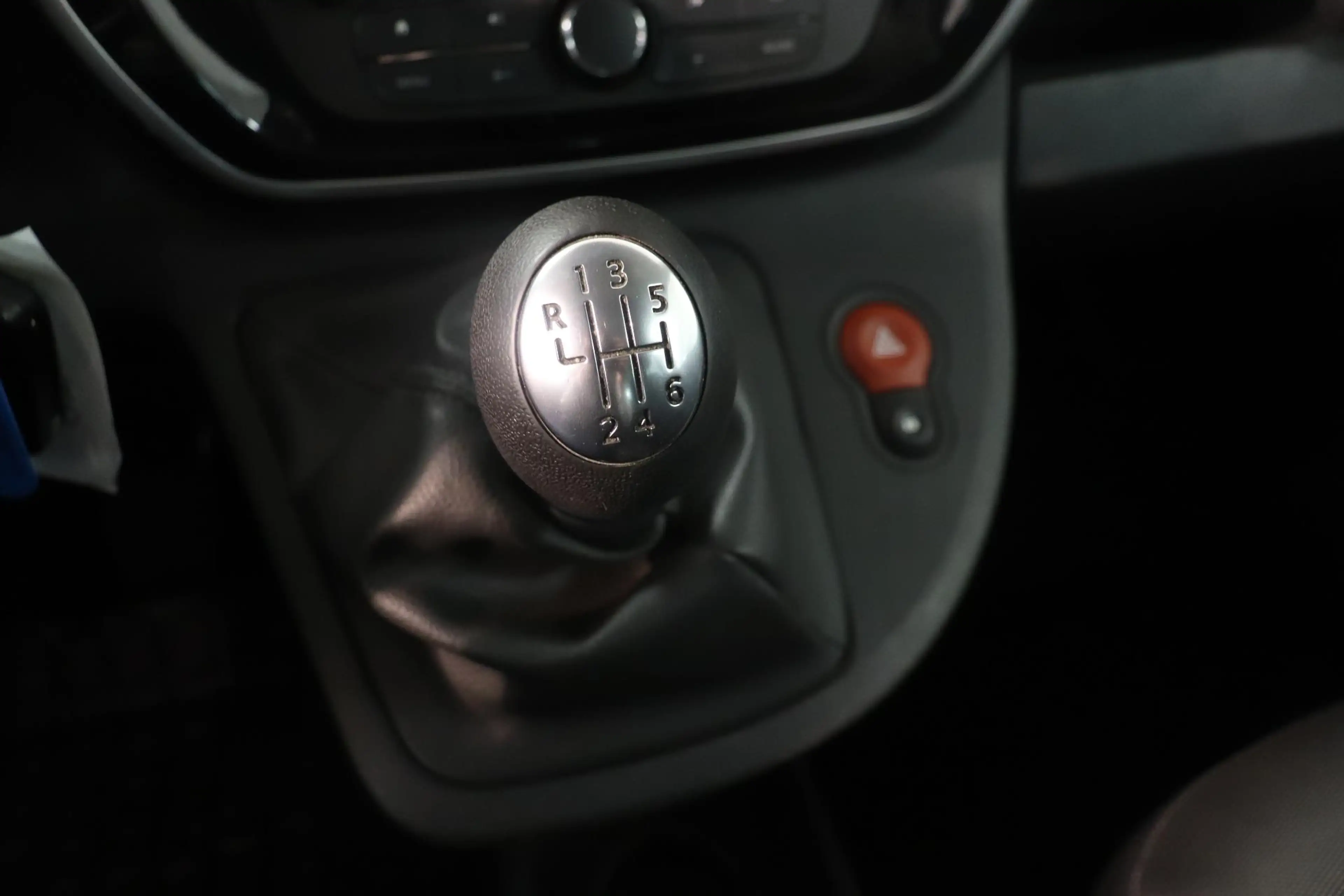 Renault Kangoo Family 1.2 TCe Limited Start&Stop | Climate contro — photo 24
