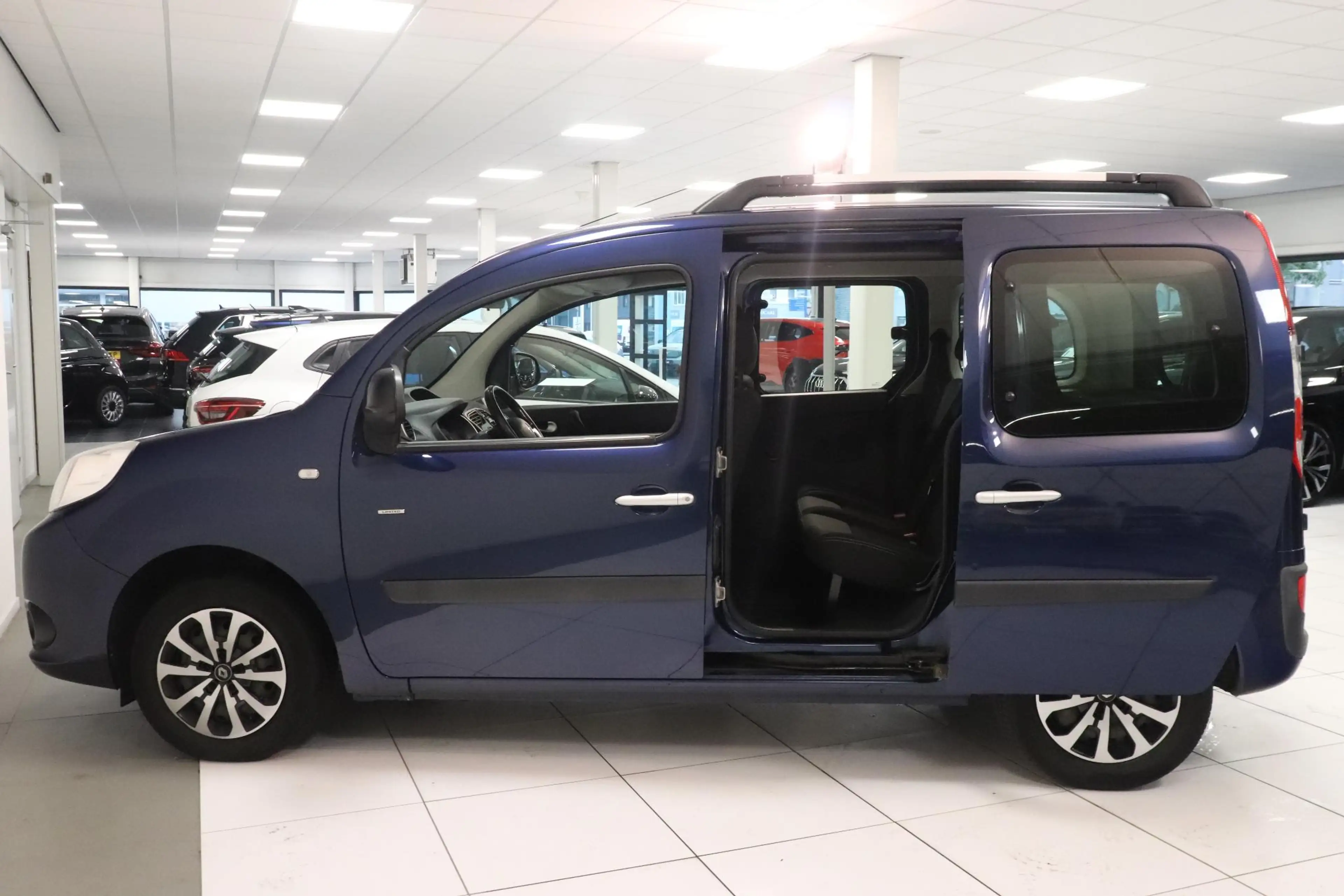 Renault Kangoo Family 1.2 TCe Limited Start&Stop | Climate contro — photo 16
