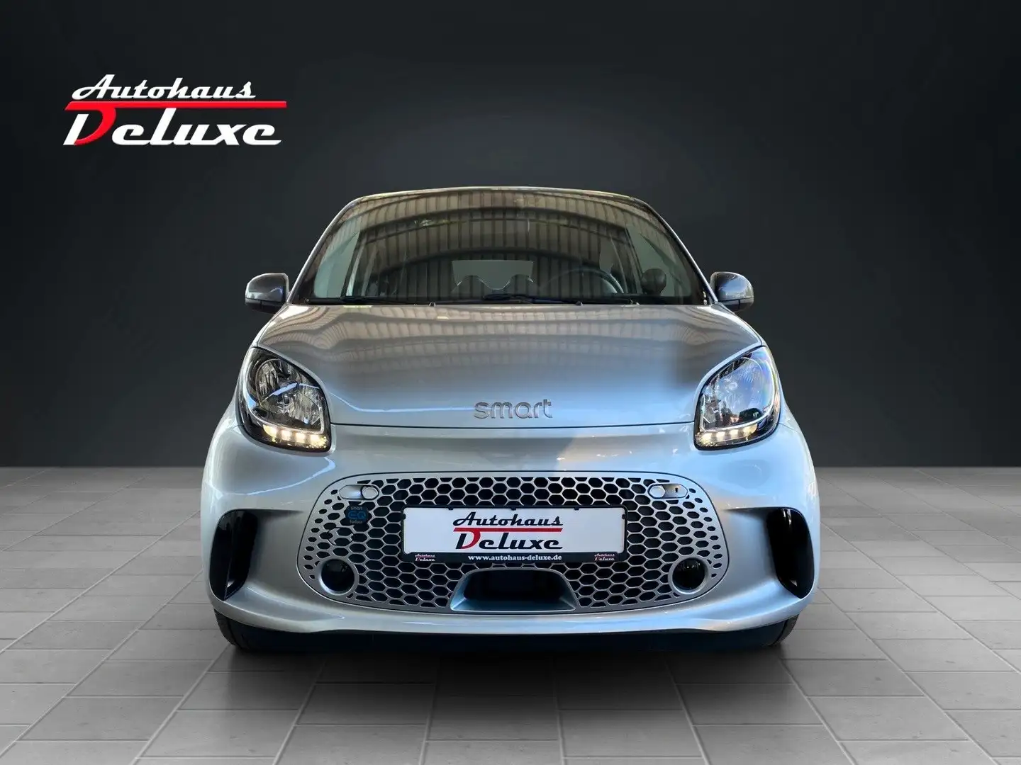 smart forFour EQ PRIME NAVI-KAMERA-PANORAMA-LED Grau - 2
