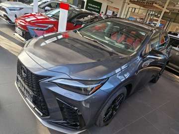 E-FOUR F SPORT AHK HUD Sportpaket AD AHK-abnehmbar