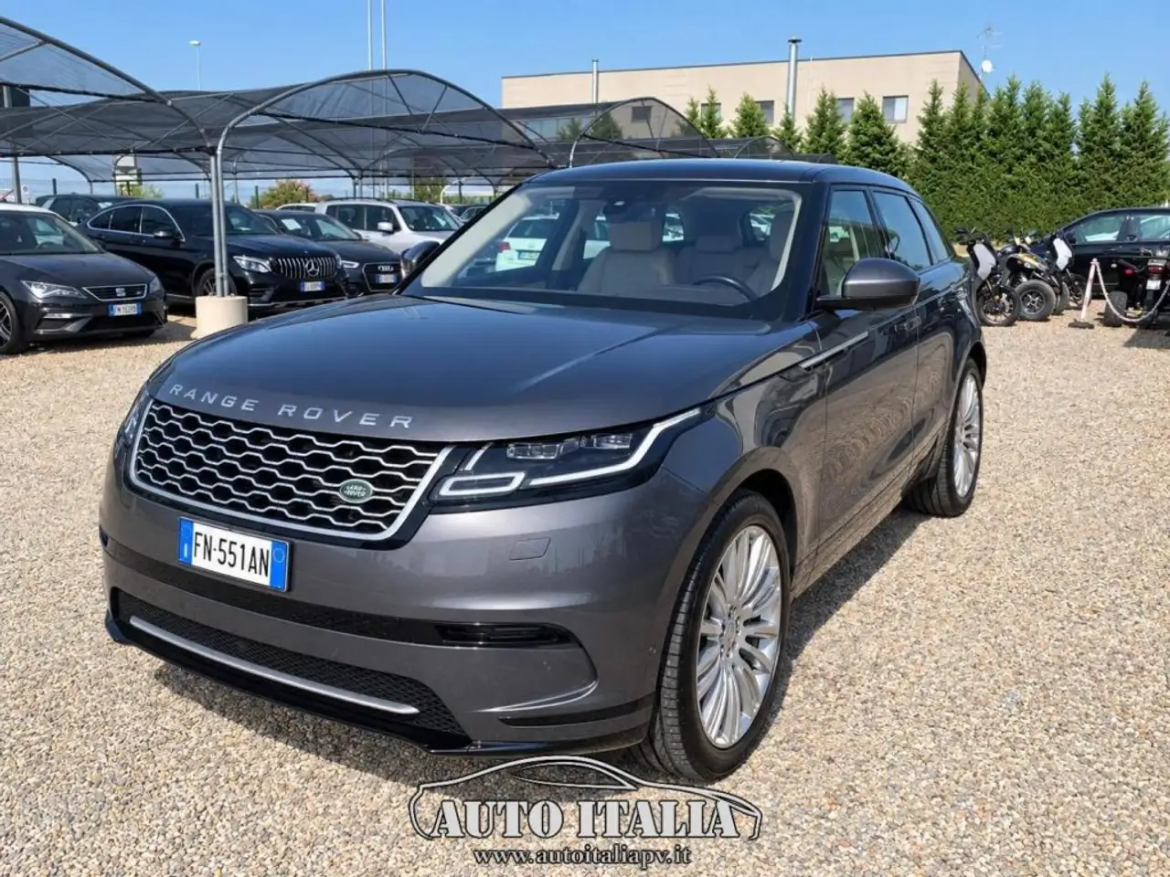 Land Rover Range Rover Velar