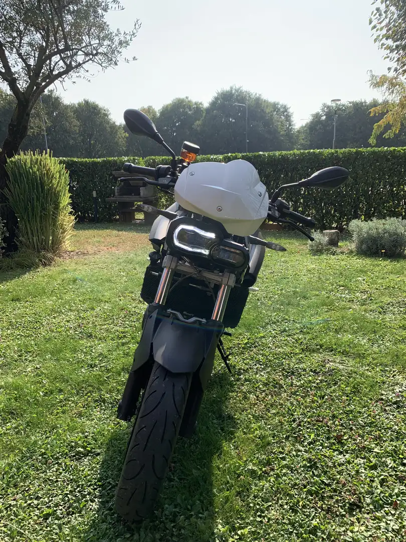 BMW F 800 R Scarico SC project + Faro LED - 2