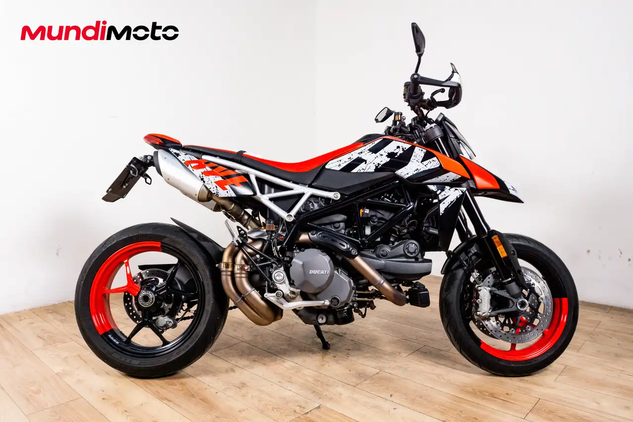 Ducati Hypermotard 950