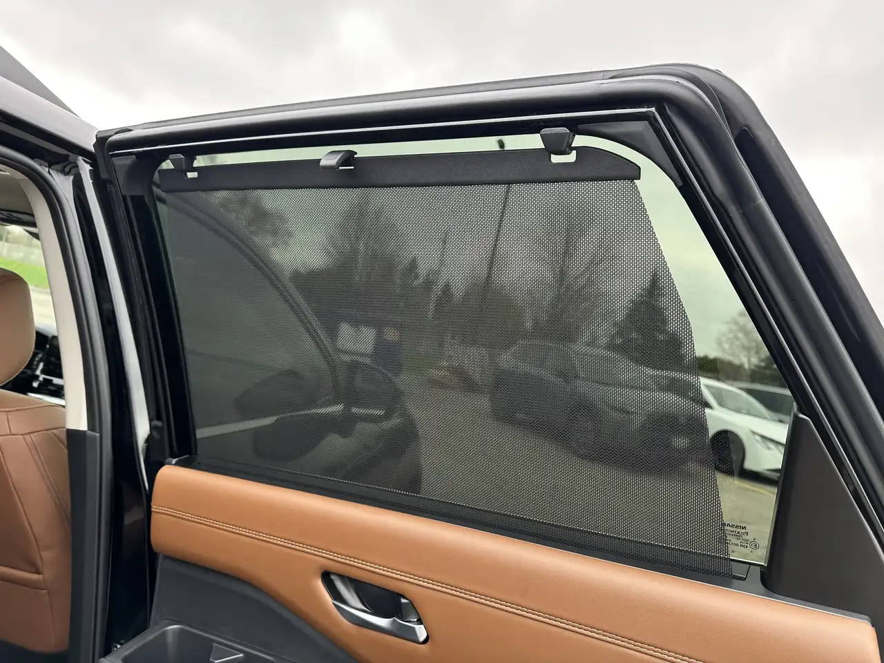 Nissan Pathfinder снимка Nissan Pathfinder