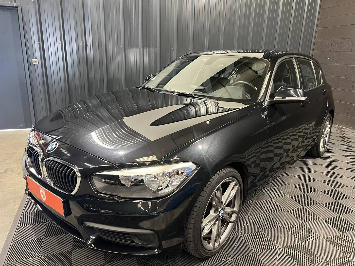 BMW 118 118iA 140ch Edition Sport DKG7 Black - 2