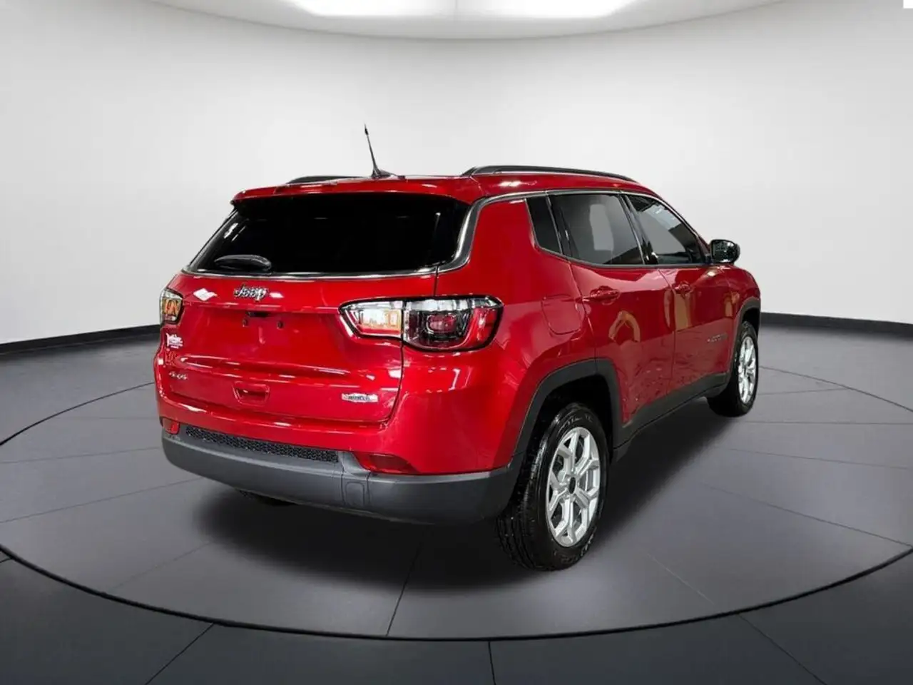 Jeep Compass снимка Jeep Compass