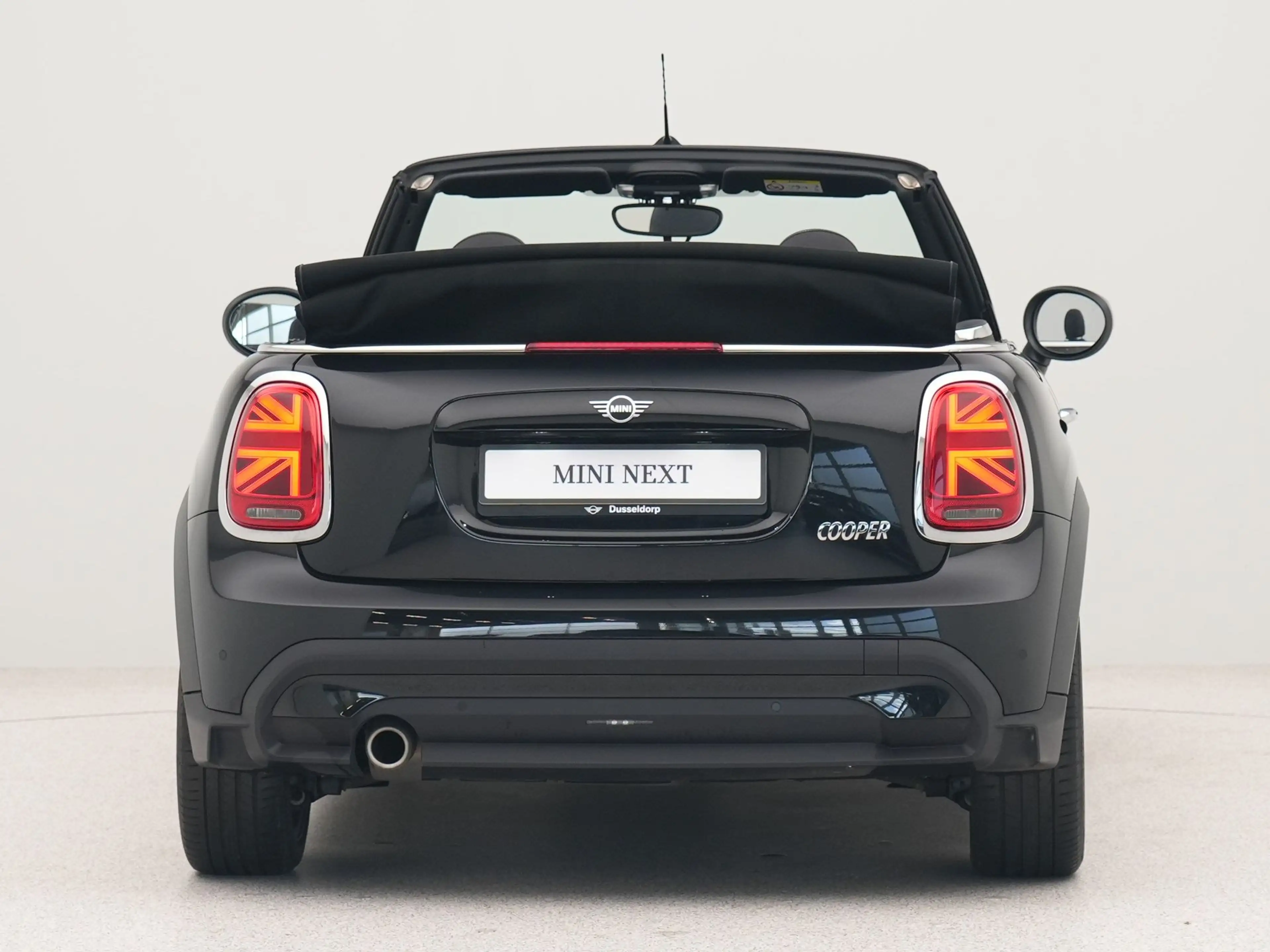 MINI Cooper Cabrio Classic Aut. — photo 9