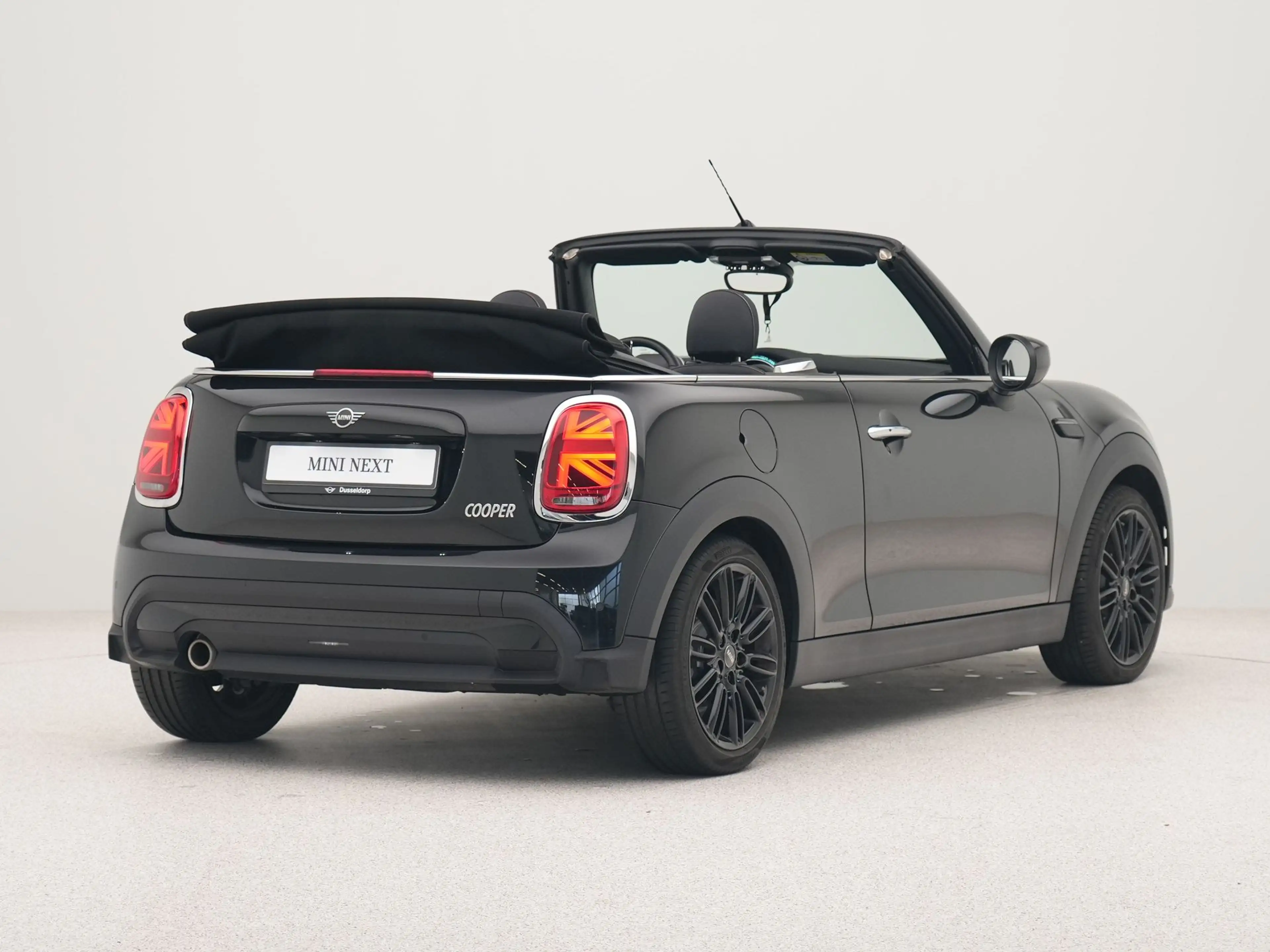 MINI Cooper Cabrio Classic Aut. — photo 8