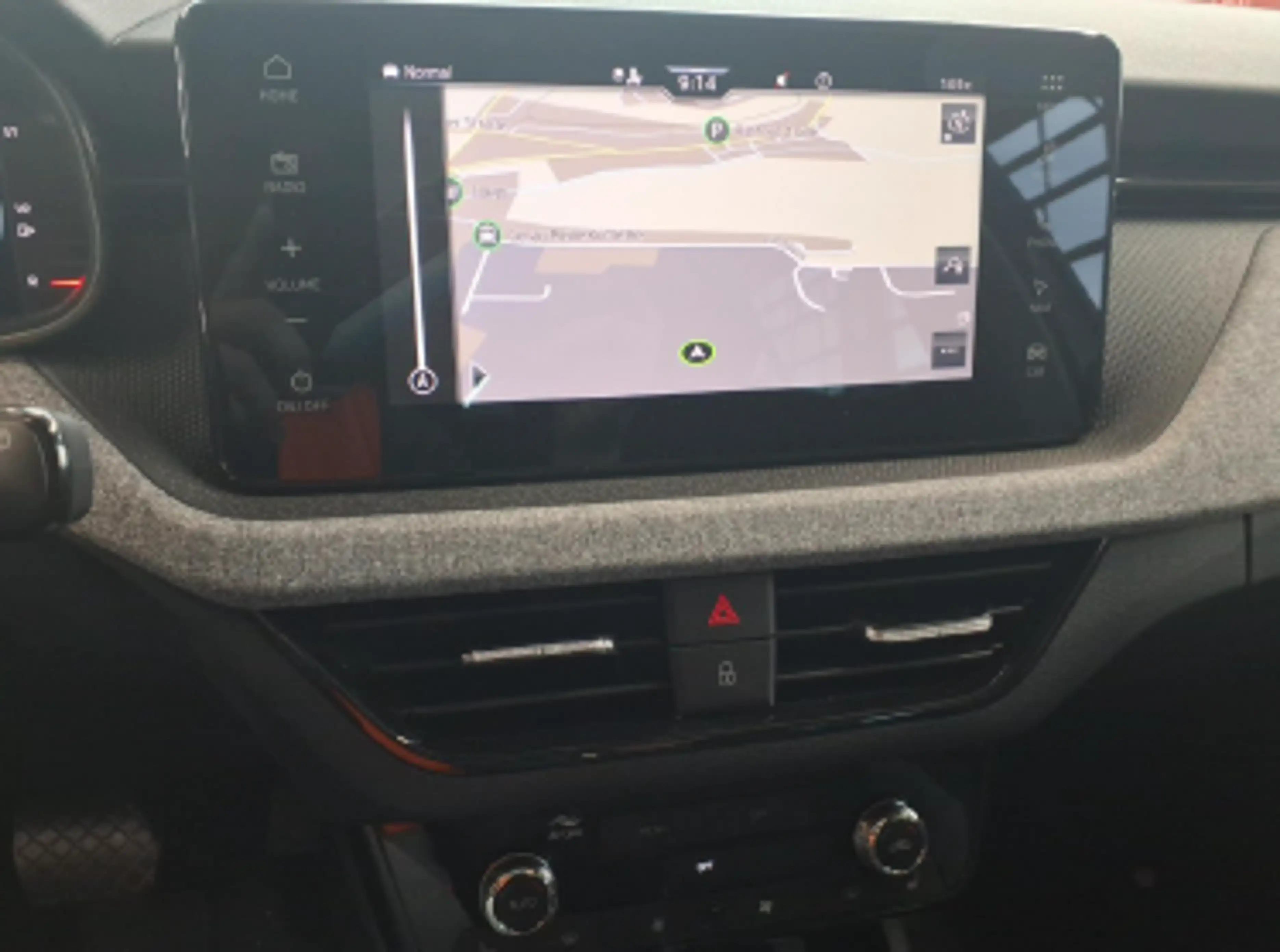 Skoda Kamiq Selection 1,5l TSI DSG * RFK SHZ NAVI AHK* — photo 3