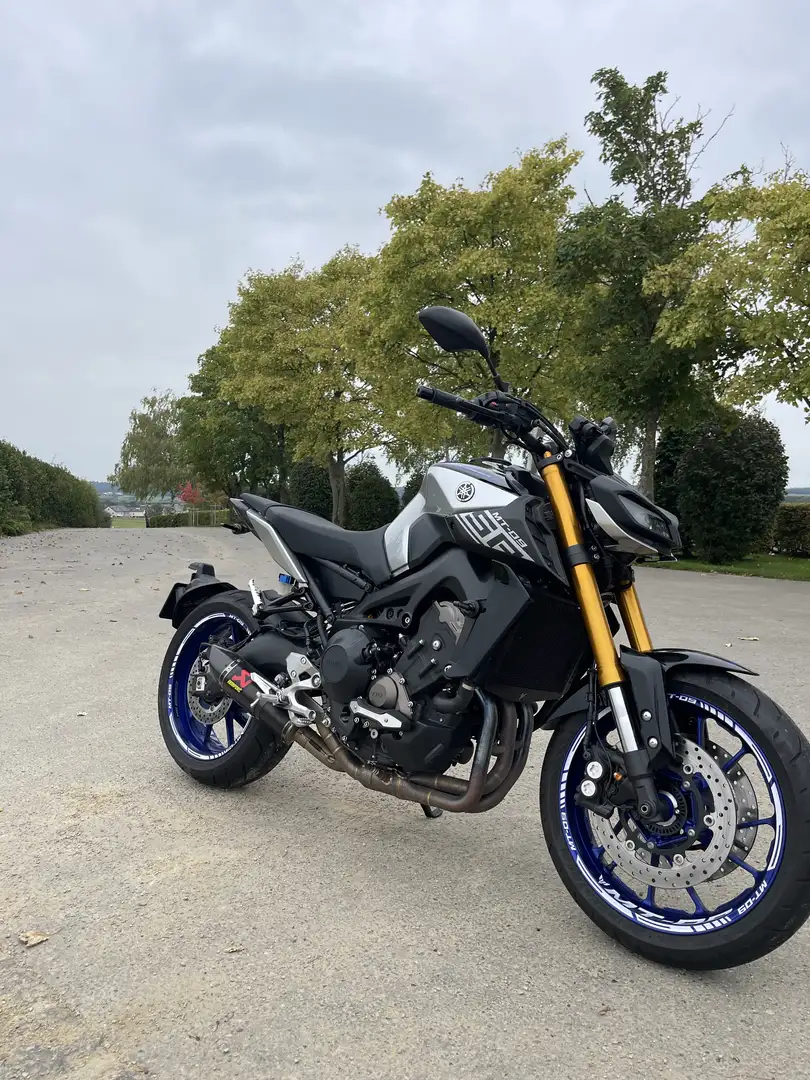 Yamaha MT-09 Akrapovic - 1