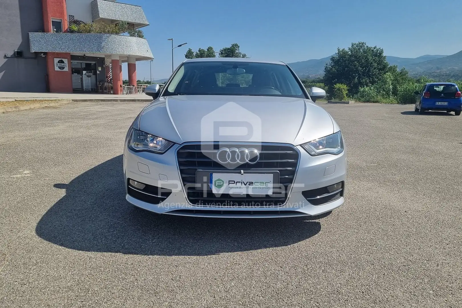 Audi A3 A3 SPB 1.6 TDI Attraction Argento - 2