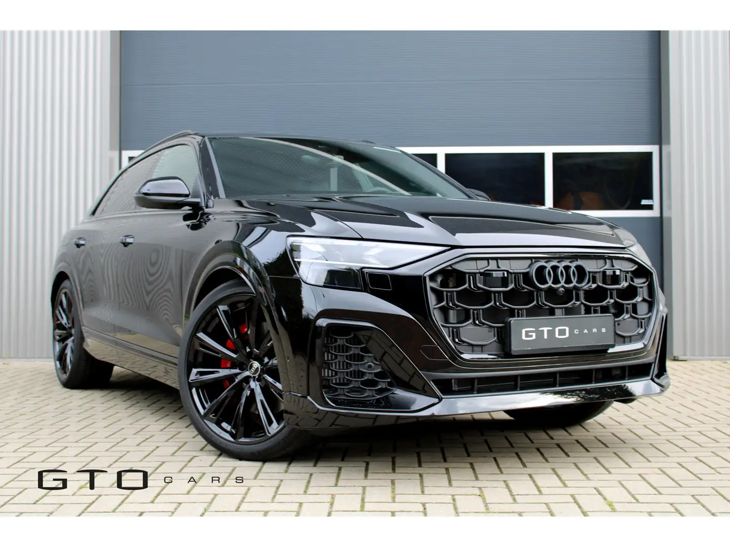 Audi Q8 60 TFSI e quattro Pro Line S Competition B&O / Car Zwart - 1