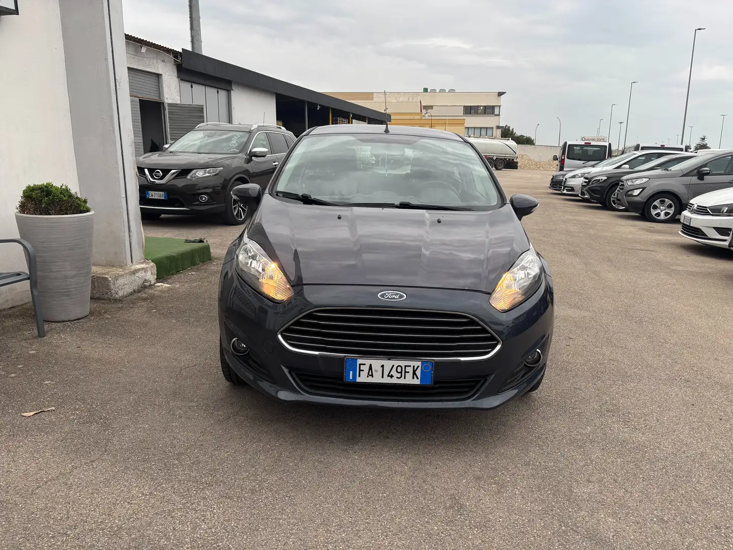 Ford Fiesta Fiesta 5p 1.5 tdci Titanium 75cv Azul - 2