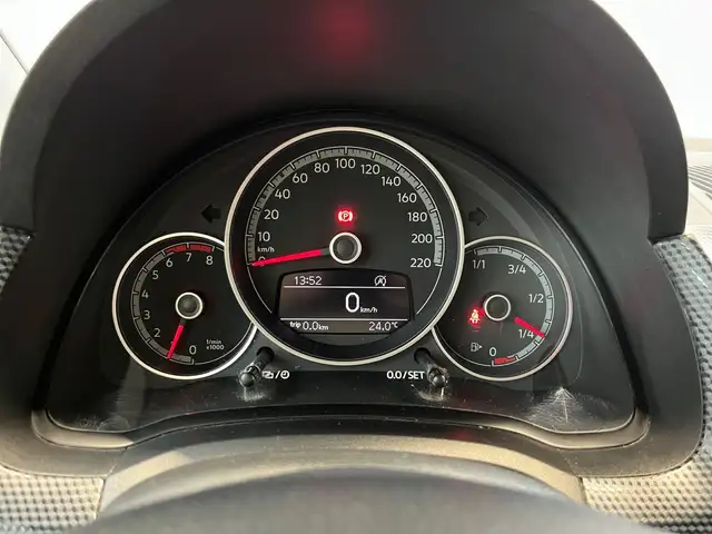 Volkswagen up! view 12