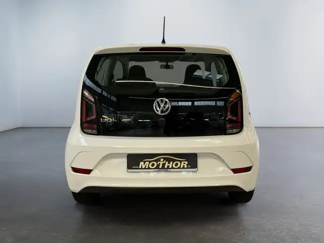 Volkswagen up! view 5