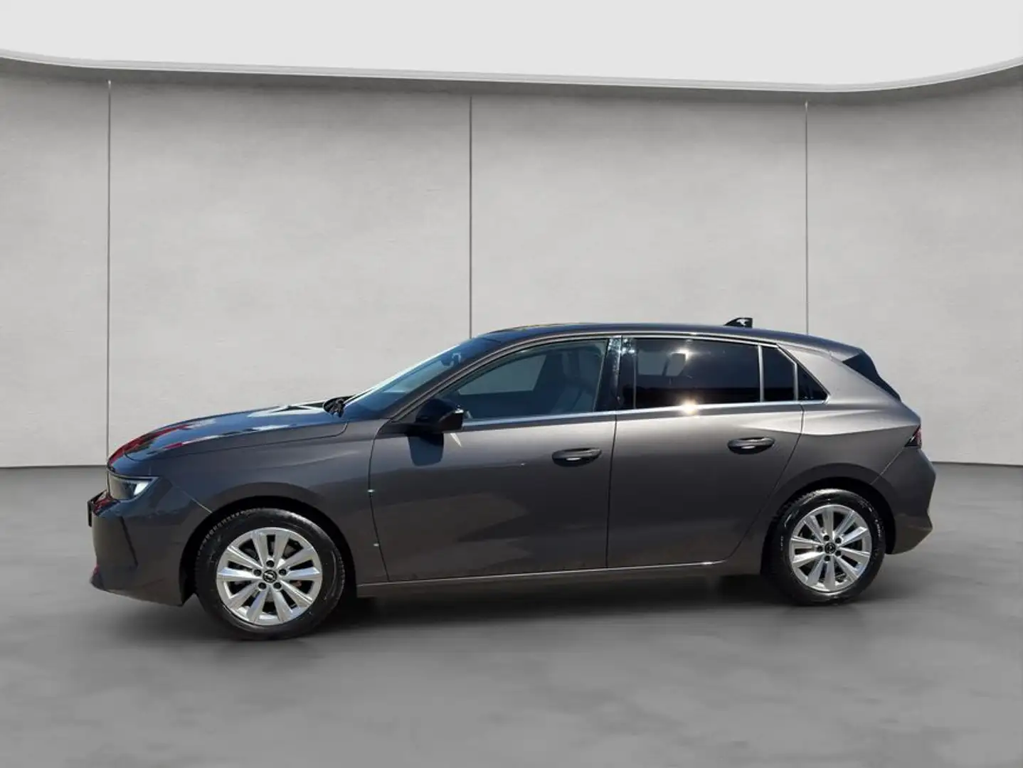 Opel Astra 1.2 Turbo Elegance Schwarz - 2