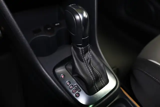 Volkswagen Polo view 16