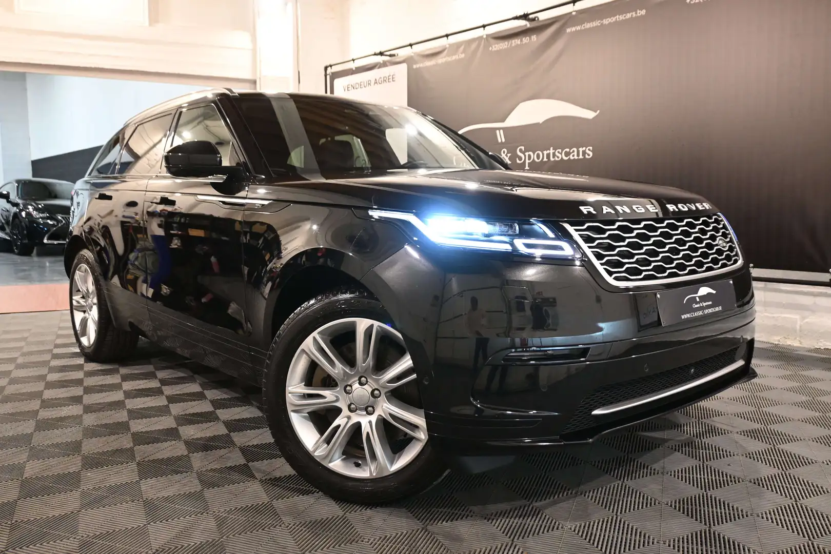 Land Rover Range Rover Velar Velar 2.0i P400 HYBRID / NEW MODEL / FULL OPTIONS Noir - 2