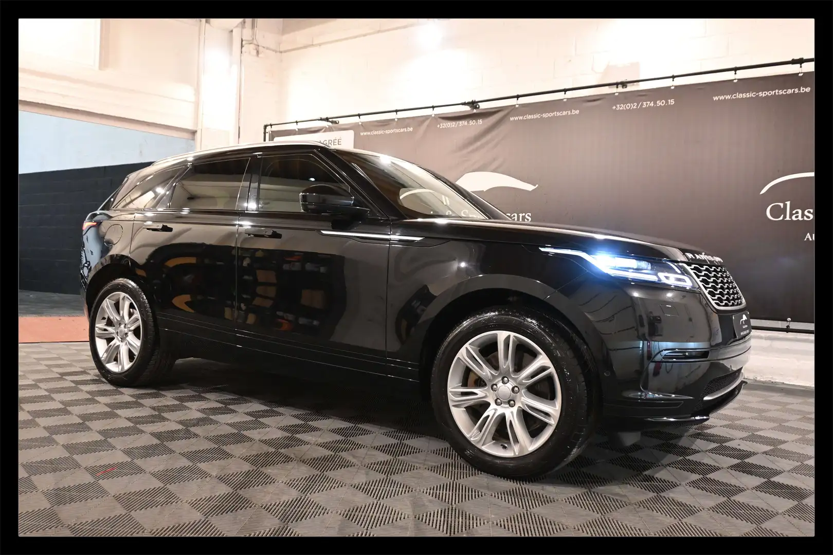 Land Rover Range Rover Velar Velar 2.0i P400 HYBRID / NEW MODEL / FULL OPTIONS Noir - 1