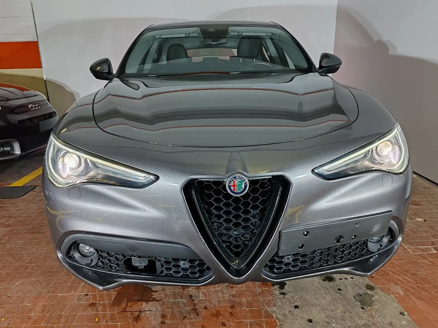 Alfa Romeo Stelvio 2.2d 190cv Sprint Q4 Navi+Palette al Vol.+Camera Grijs - 2